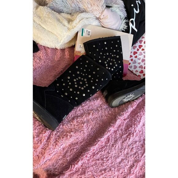 ugg boots black sheepskin classic tall boot size 8 stud/rivet sunburst - Picture 6 of 7